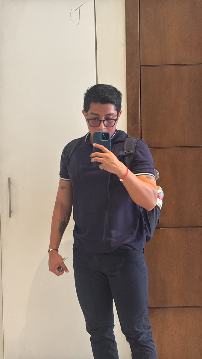 leninpinc's tweet photo. Ayer me dijeron musculoca 🤡 y músculo es lo que menos hay https://t.co/S6lTkqWaZz