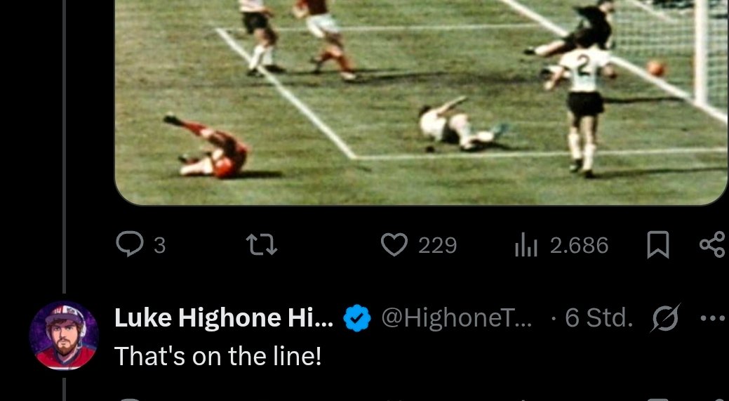 nk111's tweet photo. @HighoneTAG @OliverKahn Wait? This u? 🤣 https://t.co/0p0MWtagDV