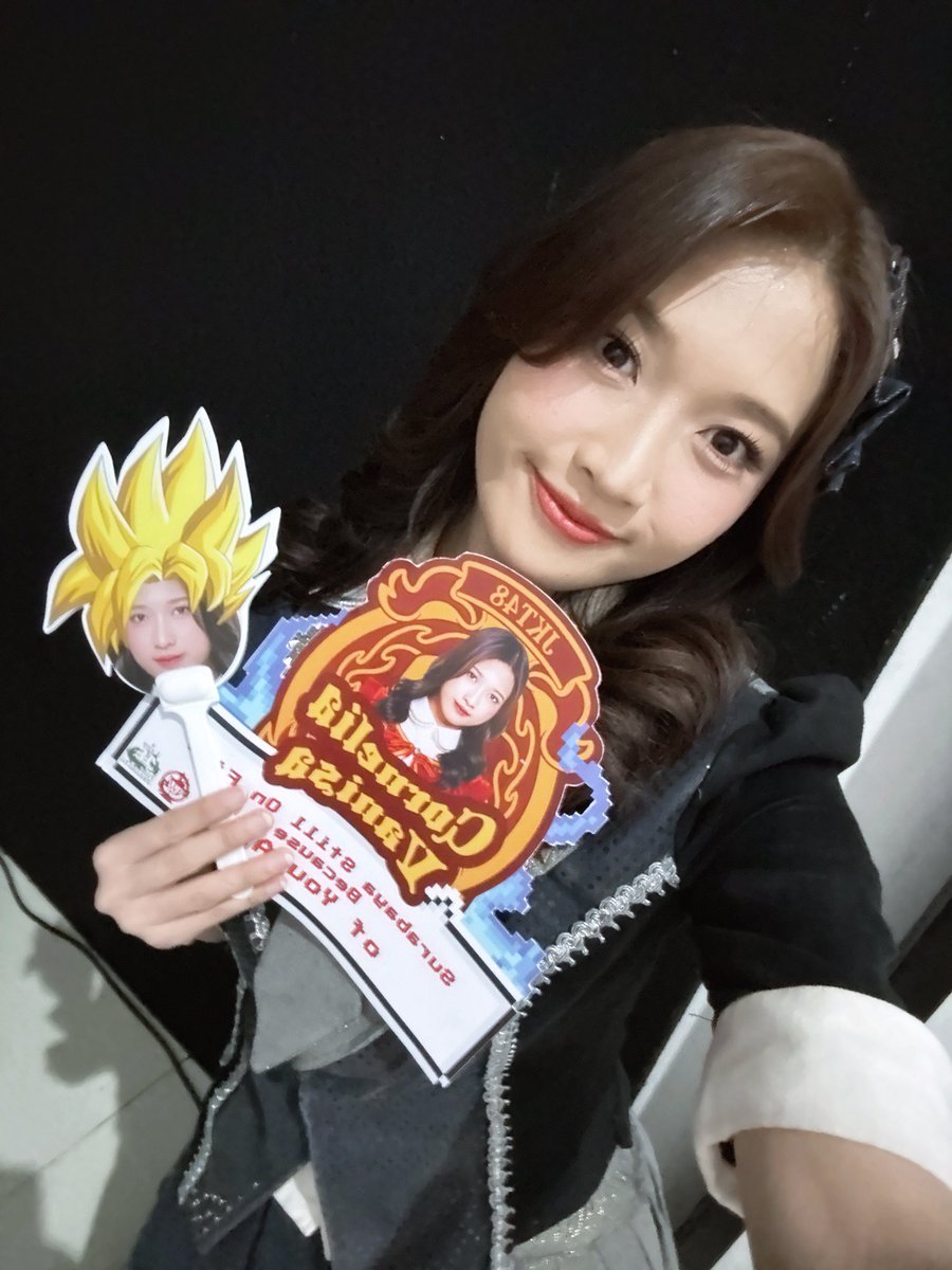 C_OnielJKT48's tweet photo. #PassionShow day 2 nang Suroboyo!! muantap rekkk, sido tuku tahu tek ta?😙 https://t.co/fbSii4Yw6I