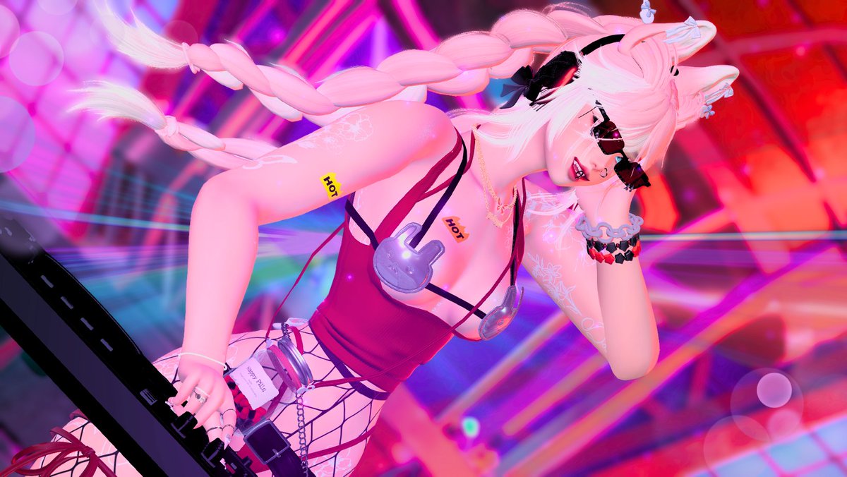 MalibuElle's tweet photo. I like my beats fast and my bass down low~ 🎚️

#ffxiv • #gpose • #ffxivgpose •
@ClubBLINK_FFXIV https://t.co/ZmNoNEBOAC