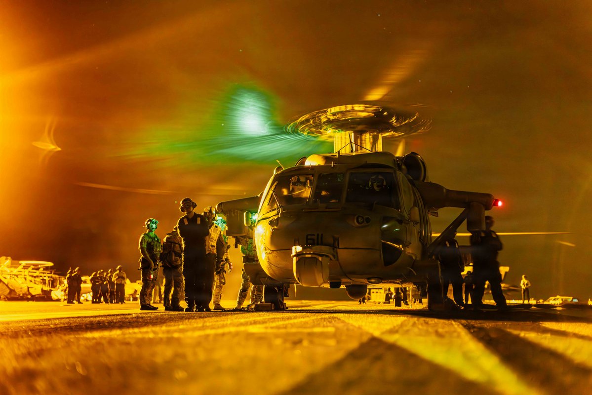 USNavy tweet picture