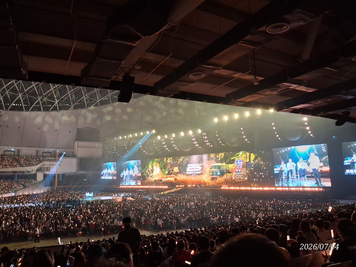 DPinLights's tweet photo. 五月天演唱會舞台效果是很棒
和歌迷的互動也很優
能夠10天七場大巨蛋演唱會門票完售
真的有本事
但假唱對嘴我還是聽的出來😮‍💨😮‍💨
台灣藝人為了錢
在中國舔中就像包包換鮑鮑那麼絲滑合理
但只要不在台灣這塊土地上舔中就可以
五月天從沒為中國黨站台過
不像猾人藍腦台派邊舔台灣邊舔中猾
無比下濺😎 https://t.co/cRhWCyCMY5