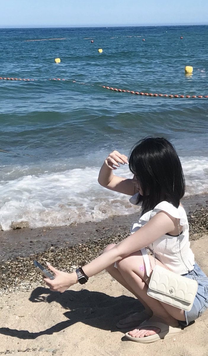 yexnik's tweet photo. 날씨 좋아 https://t.co/EhqqkUvkki