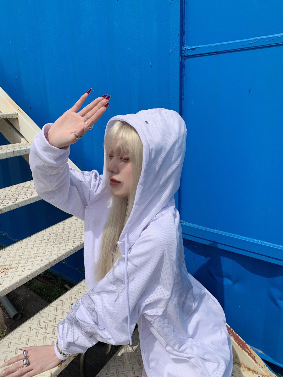 zipARTMS's tweet photo. Choerry Instagram update 

#최리 #CHOERRY #아르테미스 #ARTMS #Hyper_Ego https://t.co/2IiqZcHpnw