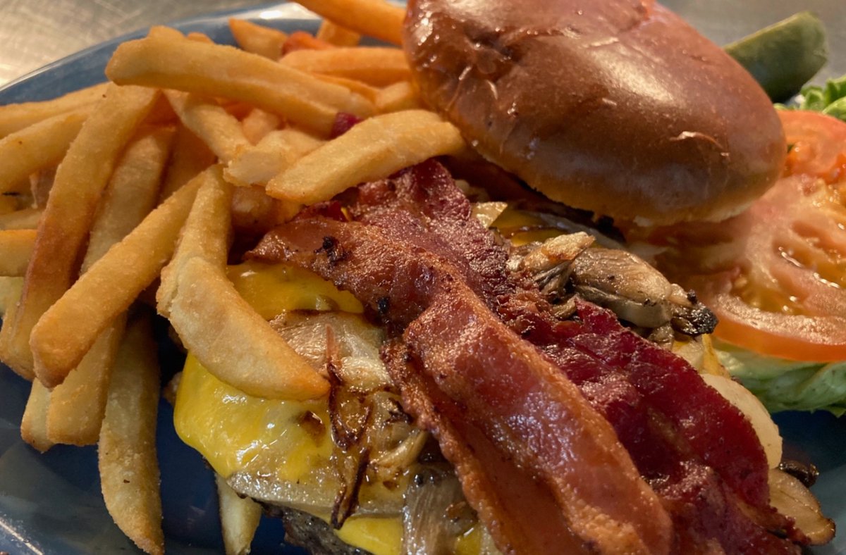 TCsReferee's tweet photo. Mmmmm… a scrumptious, charbroiled HALF POUND BURGER from TC’s is always a great plan, come find your new favorite burger today!
TUE HOMEMADE SOUPS (7.7.26) ->
Bacon Potato Jalapeño // Grilled Cheese Tomato
#BurgerLocal https://t.co/j1KAxZ53IG