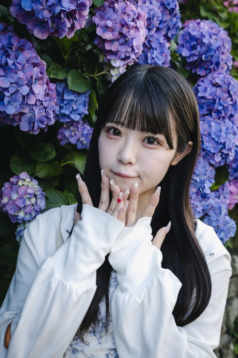 ma_a0218's tweet photo. 立花りらさん（@rira___t）
紫陽花⑧
#立花りら https://t.co/twythOiu0s