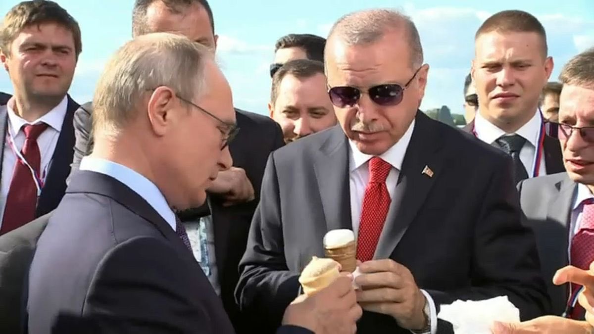 superbeyinsiz's tweet photo. Trump'un koluna girebilecek başka bir devlet başkanı yok
Putin'e dondurma yalatabilecek başka bir devlet başkanı yok
Ve bu iki adam dünyanın iki kutbu

Erdoğan'ın dünya siyasetindeki ağırlığı tahmin ettiğimizden çok başka bir seviyede https://t.co/BIjOwuVf4d