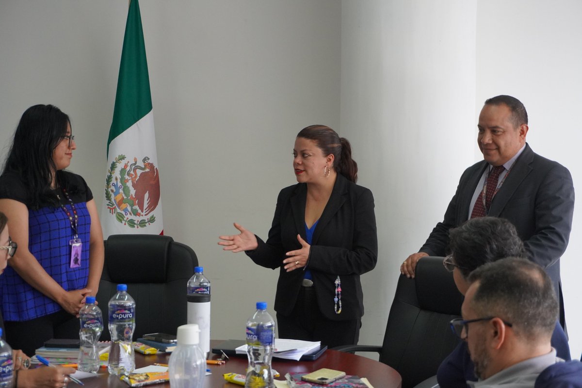 CCL_edomex's tweet photo. El #CCLEM fortalece la conciliación laboral como la mejor vía para construir acuerdos. La revisión contractual entre la Universidad Tecnológica Fidel Velázquez y la APAUTFV registra avances mediante el diálogo y la voluntad de las partes, favoreciendo la paz laboral. https://t.co/gyxaudTF2W