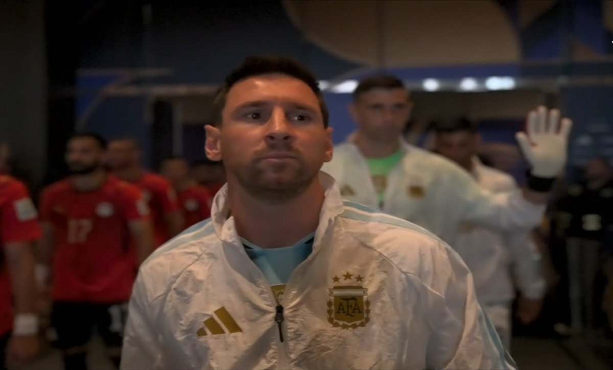 AnoghSamaddar's tweet photo. @FIFAWorldCup @AFASeleccionEN @EgyptNT Messi ✨❤️‍🔥 is ready https://t.co/r8xfshqoJO