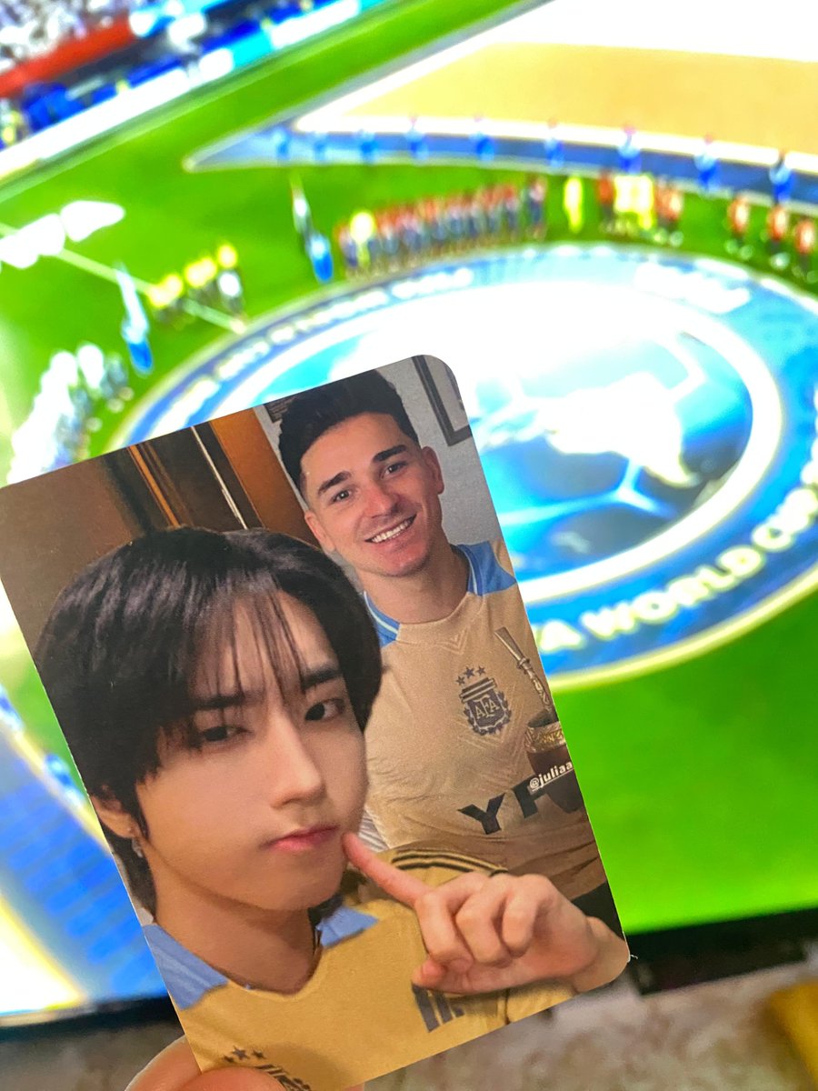 _katsungie's tweet photo. tuve que sacar a la peligrosa para darle suerte a mi gordo 🇦🇷🍀 https://t.co/ojI962GIi7