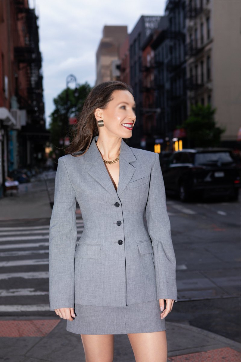 linor_me's tweet photo. New York suits me ♥️ https://t.co/yBIILFcwRW