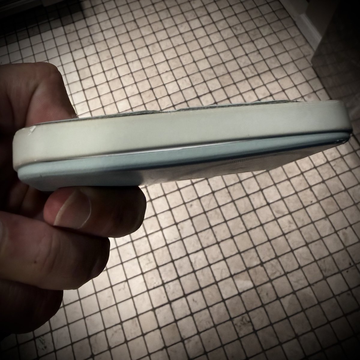 danvassallo's tweet photo. Hey @AnkerOfficial my daughter’s powerbank is bulging, is that normal? https://t.co/yWLsQzyAPQ