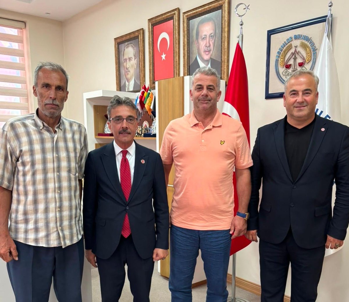 SenolDincCc's tweet photo. Kıymetli misafirlerimizi belediyemizde ağırladık.

Nazik ziyaretleri için teşekkür ediyorum. https://t.co/UmL9OQIDSX