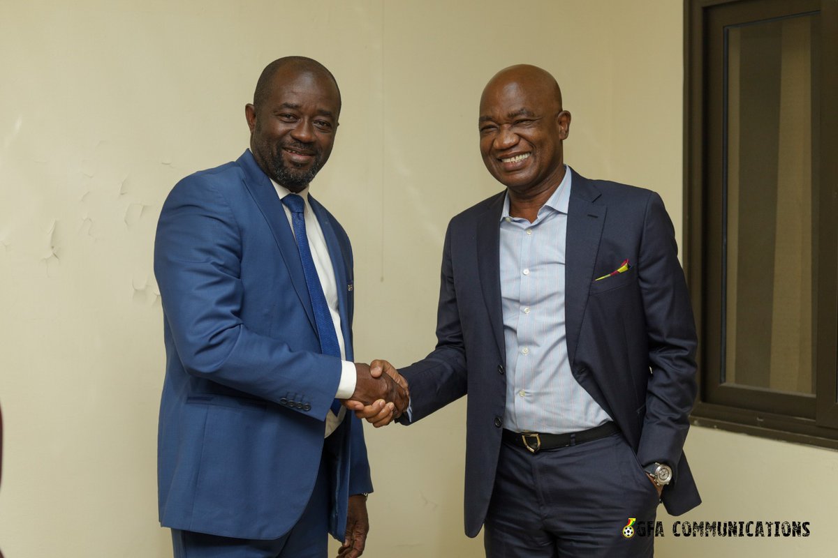 pastor_mensah's tweet photo. Dear Mr Kurt @kurtokraku your days are the FA is numbered, trust me with the help of Ghanaians we will dissolve the FA and get proper structures for the Association.

I just signed a @theactionnet petition: Dissolving the current structures of Ghana Football Association . Sign here: https://t.co/Gtx5OkkjAA