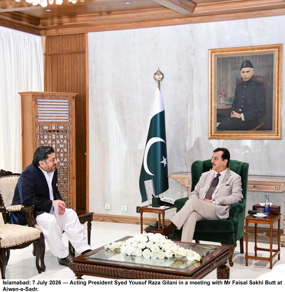 OfficeSenate's tweet photo. Acting President Syed Yousuf Raza Gilani holds meetings at Aiwan-e-Sadr

Acting President Syed Yousuf Raza Gilani held separate meetings with religious, political and literary personalities at Aiwan-e-Sadr today.

Among those who called on the Acting President were Shahzada Murad Nazir, of Darbar Mohra Sharif, Murree, former MPA Mian Jhangir Pirzada Bhutta, Mr Faisal Sakhi Butt and Rao Waqas. 

Mr. Gilani also met poet Mr Rahman Faras, who presented copies of his books to him. The Acting President appreciated his literary contributions and wished him continued success.

During the meetings, matters of mutual interest, the overall national situation and issues relating to public welfare came under discussion.

Mr. Gilani also referred to the forthcoming visit of the Secretary General of the Muslim World League (Rabita-e-Alam-e-Islami), Sheikh Dr. Mohammed Al-Issa, later this week. He expressed the confidence that the visit would further strengthen efforts to promote interfaith harmony and tolerance in the country.
@GovtofPakistan @PresOfPakistan
@MediaCellPPP @SenatePakistan
@YRGillani @PTVNewsOfficial
@RadioPakistan
#Pakistan #ActingPresident #YousafRazaGilani #Senate #Democracy