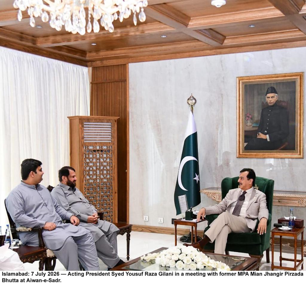 OfficeSenate's tweet photo. Acting President Syed Yousuf Raza Gilani holds meetings at Aiwan-e-Sadr

Acting President Syed Yousuf Raza Gilani held separate meetings with religious, political and literary personalities at Aiwan-e-Sadr today.

Among those who called on the Acting President were Shahzada Murad Nazir, of Darbar Mohra Sharif, Murree, former MPA Mian Jhangir Pirzada Bhutta, Mr Faisal Sakhi Butt and Rao Waqas. 

Mr. Gilani also met poet Mr Rahman Faras, who presented copies of his books to him. The Acting President appreciated his literary contributions and wished him continued success.

During the meetings, matters of mutual interest, the overall national situation and issues relating to public welfare came under discussion.

Mr. Gilani also referred to the forthcoming visit of the Secretary General of the Muslim World League (Rabita-e-Alam-e-Islami), Sheikh Dr. Mohammed Al-Issa, later this week. He expressed the confidence that the visit would further strengthen efforts to promote interfaith harmony and tolerance in the country.
@GovtofPakistan @PresOfPakistan
@MediaCellPPP @SenatePakistan
@YRGillani @PTVNewsOfficial
@RadioPakistan
#Pakistan #ActingPresident #YousafRazaGilani #Senate #Democracy
