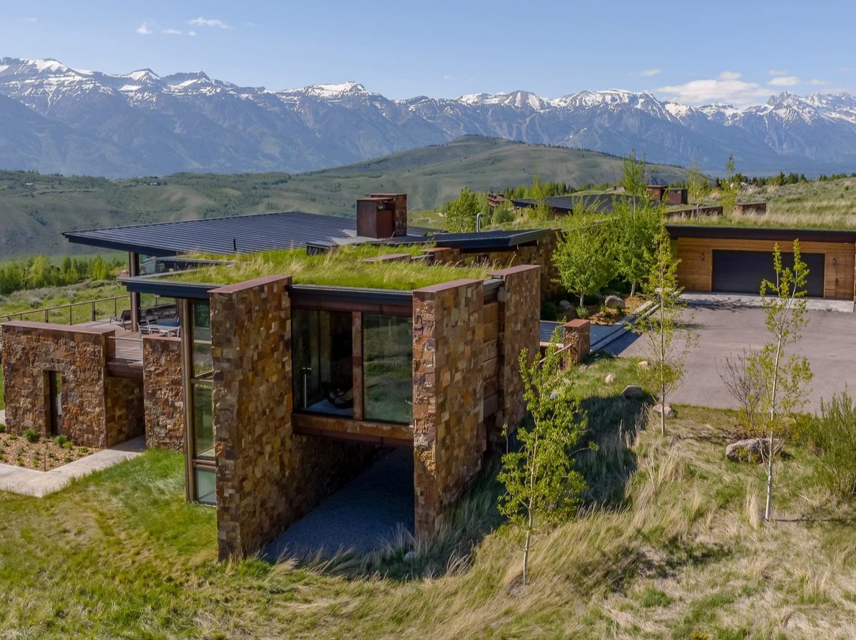 wardblakearch's tweet photo. This Hillside Home Elevates the Humble Soddy Cabin into a Modern Residence
See our feature: https://t.co/JuCFqqM8pL
#WardBlakeArchitect #ModernArchitecture #SustainableDesign #BiophilicArchitecture #HighEndDesign #LuxuryArchitecture #InnovativeDesign #ContemporaryArchitects https://t.co/y6jGCVBQ2M