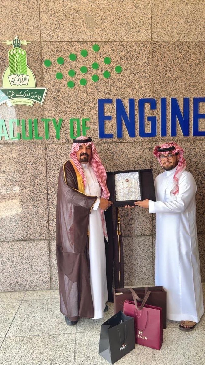 dohem8olyan's tweet photo. #ألف_مبروك

نبارك لشاب /
عبدالاله مرعي معيض ال معيض 
بمناسبة حصوله على الماجستيرمع مرتبة الشرف في تخصص /هندسة القوى الميكانيكيه
الف مبروك وعقبال المناصب العليا. https://t.co/1MgeO3HjfR