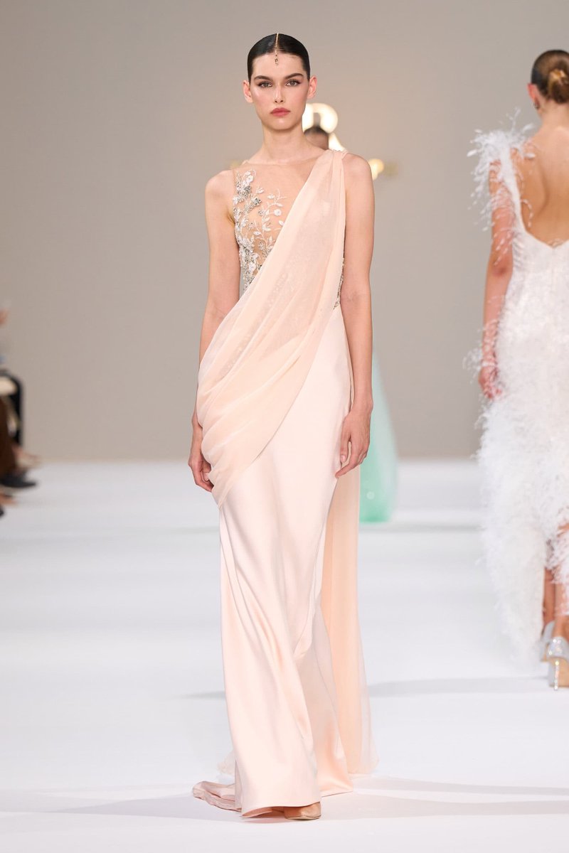 DvilCouture's tweet photo. Tamara Ralph Fall Winter 2026 Couture