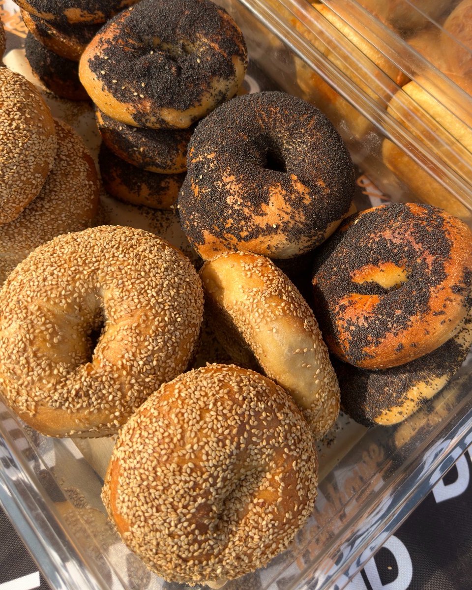 deadendbakehse's tweet photo. Add these to your Farmers Market list ✍️🥯 

We'll be at the Ocean City Farmers Market tomorrow from 8AM–12PM on the Ocean City Tabernacle Grounds. Just look for the orange tent! 🧡 https://t.co/642aF0I2UQ