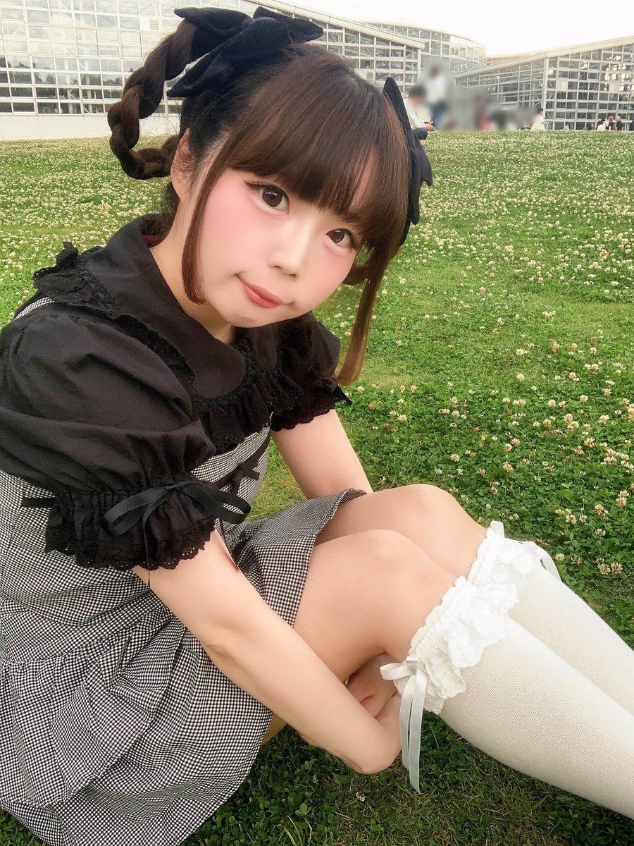 nyanderland1114's tweet photo. 【ついに明日・というか今日・最高イベント・来るしかない】

「ソロアイドルがソロアイドルになるまでvol.2 イヴにゃんの場合」

7月8日（水）
📍新宿ROCK CAFE LOFT
🕐開場19:00 開演19:30
🎫前売¥2,500 当日¥2,800（限定ステッカー付き） 
【出演】イヴにゃんローラーコースター
ババショウタ(ライター)

この日しかない特別なことたくさんある❣️ミニライブは会場のみ！🎤絶対来てにゃ〜😻‼️‼️‼️

🎀イヴにゃんモチーフのSPフード
🎀ルーツとなった楽曲を歌うミニライブ
🎀めちゃくちゃレアな私服

会場🎫 https://t.co/KEdTZWXj2G
配信📹 https://t.co/KqFU2fBk5Z