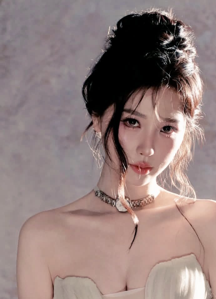 joyandvictoriaT's tweet photo. TRACKING DATA: Top 10 Most Popular C-Drama Characters on TikTok/Douyin by Cumulative View Count! ❤️✨
​1️⃣ #TianXiwei (#FanChangyu) — 6.6B+
2️⃣ #EstherYu (#LingMiaomiao) — 5.4B+
3️⃣ #ZhangRuonan (#WenYifan) — 3.9B
4️⃣ #LuYuxiao (#MingYi) — 3.27B
5️⃣ #ZhaoLusi (#SangZhi) — 3.22B
6️⃣ #MengZiyi (2.24B)
7️⃣ #ZhouYe (2.1B)
8️⃣ #WangChuran (1.58B)
9️⃣ #SunQian (1.38B)
🔟 #ZhangJingyi (500M)
​The grip these characters have on our timelines is insane. Who is your ultimate favorite? 👇
​#Cdrama #ChineseDrama