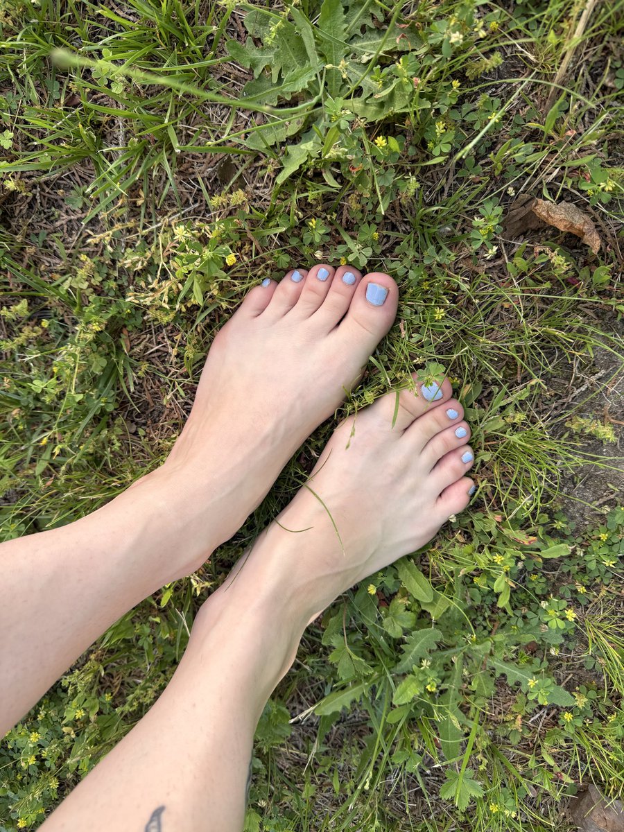 uwuprincessuu's tweet photo. @patheticjohn1 Catch me on feetfinder 🥰

https://t.co/U2zG3kfcpf https://t.co/on96rAEuWQ