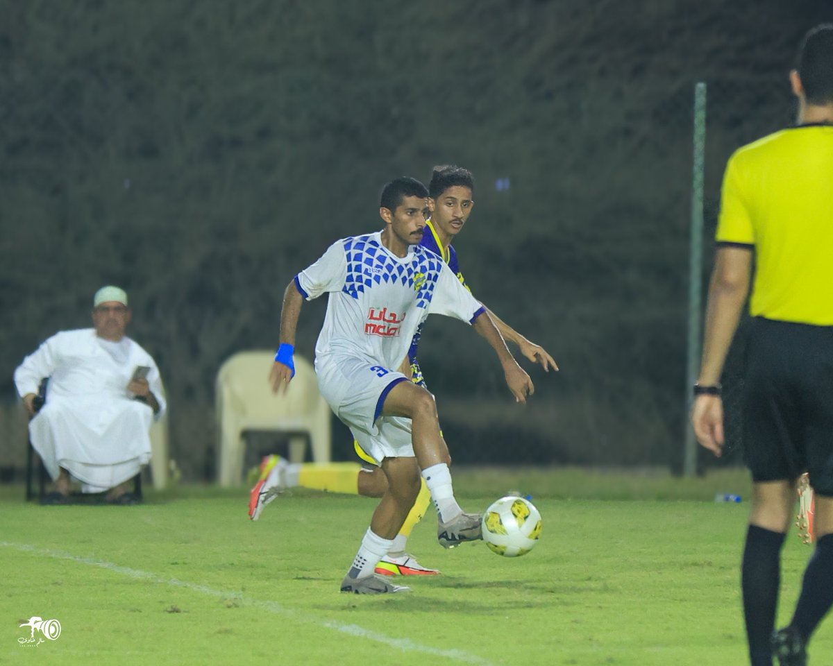 alawan92's tweet photo. دوري الدرجة الأولى بنادي الخابورة 
جانب من التغطية الإعلامية لمباراة فريق العوان أمام فريق الرديدة

📸تصوير |سالم ضاوي

#فريق_العوان 
#دوري_الدرجة_الأولى_بنادي_الخابورة https://t.co/2AMPkCNo9E