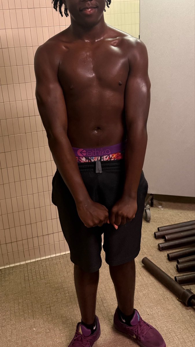 GunterCameron_'s tweet photo. 6’1 200lbs‼️‼️
Ready for my Sophomore SZN‼️‼️ @DunnellonFTBL @OcalaPreps @352HsSports @AthleticsZca @Rivals @gobigrecruiting https://t.co/KOal0nWVgW