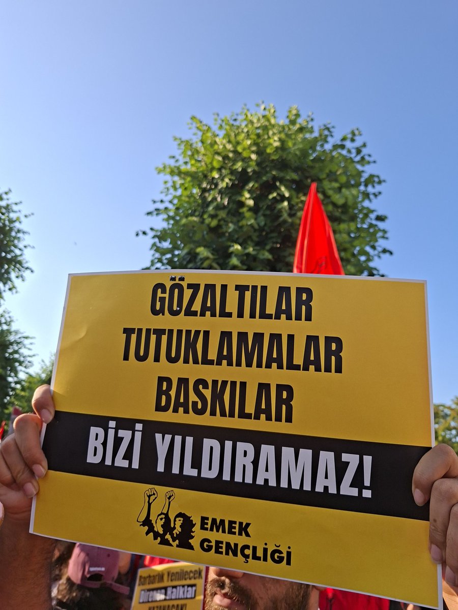 _emekgencligi_'s tweet photo. KATİL NATO, TÜRKİYE'DEN DEFOL!

Emperyalistlere ve iş birlikçilerine karşı sesimizi yükseltmek için bir aradayız! 

📍 Taksim AKM Önü https://t.co/6iT2dktDXI