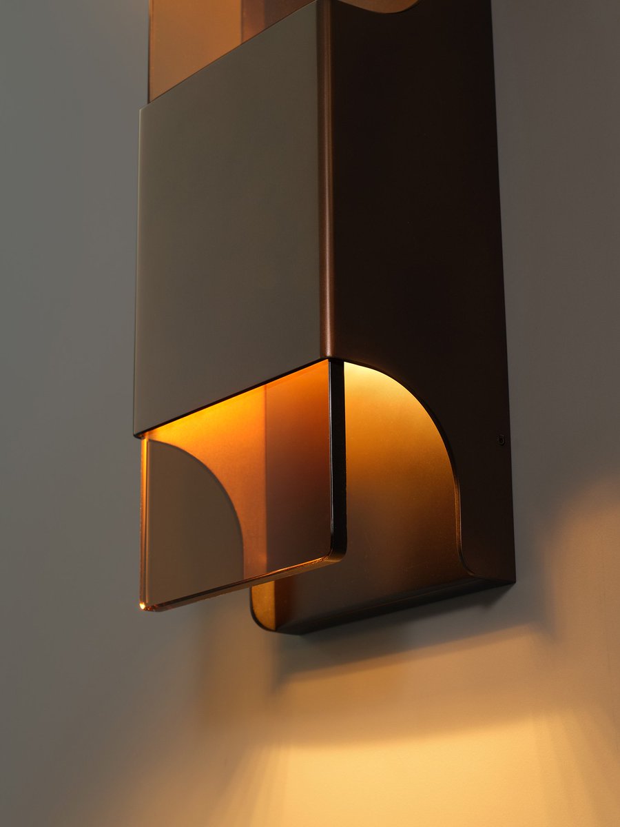 4AAAAart's tweet photo. Leclerc Slim Sconce by Jonathan Browning https://t.co/MqdtfAVPtV