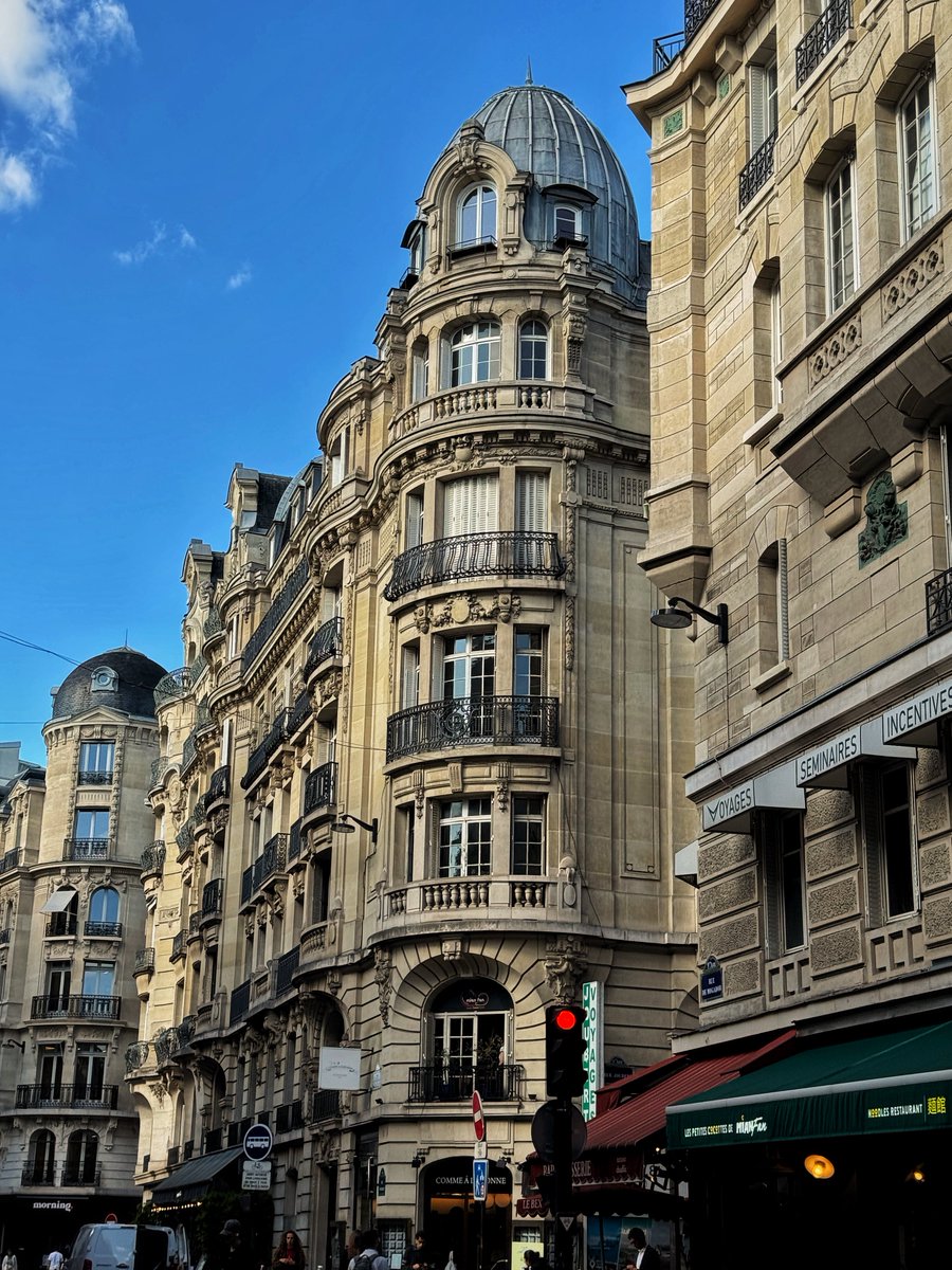 CharmOfCulture's tweet photo. Parisian corners 🇫🇷 https://t.co/IitZQ3pFyQ