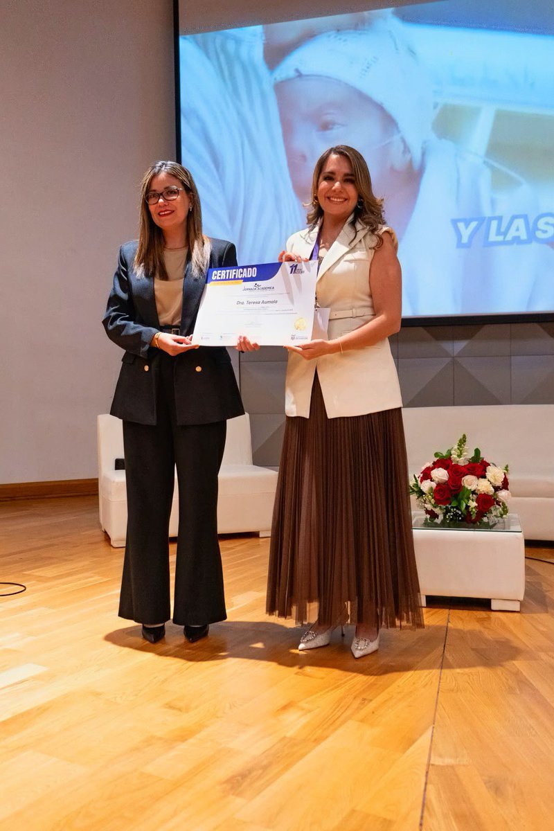 HGIsidroAyora's tweet photo. 🏥✨¡Hito en Ecuador! La Dra. Teresa Aumala destaca el éxito del Método Madre Canguro en el HGOIA. Con 329 prematuros beneficiados en 2026, es el único hospital con doble certificación (intra/ambulatorio) de la Fundación Canguro y pionero en transporte secundario en MMC. https://t.co/McooDv2Eui