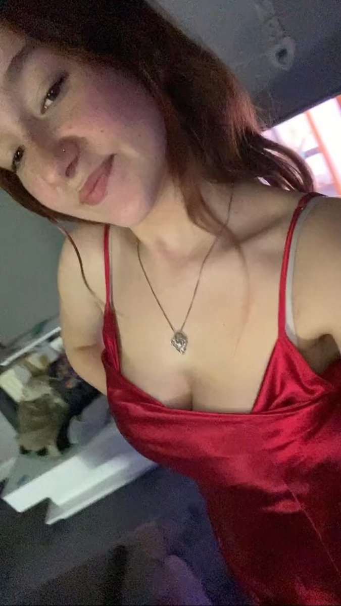 slutsxpsd's tweet photo. This guy wanted his cousin show off. Dm if you have something to show ;)

#irl #cuck #cuckold #expose #exposed #wankchat #submission #slut https://t.co/BChNnKzzn4