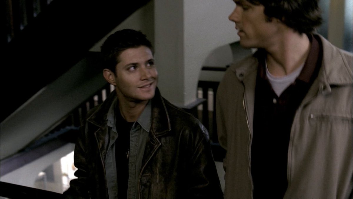 deanwuke's tweet photo. their height difference makes me dizzy it’s so hot https://t.co/1PKMJi6VvJ