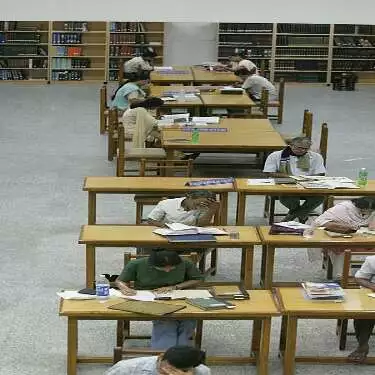 InfraAddaofWB's tweet photo. 📚 Kolkata's Iconic Reading Hub Reopens After 22 Years

The historic Esplanade Lounge of the National Library has been restored and reopened as a modern City Hub, blending heritage with contemporary public amenities.

Highlights:
📖 Newspapers & periodicals
💻 High-speed Wi-Fi & computer docks
🎯 Dedicated study zone for competitive exam aspirants
♿ Accessible facilities for senior citizens & persons with disabilities
☕ Café & snack bar
A welcome boost to Kolkata's public learning and knowledge infrastructure.
#Kolkata #NationalLibrary #Education #PublicInfrastructure #WestBengal #StudySpace