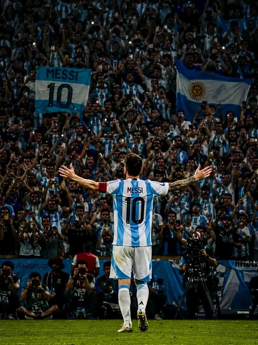 SBDetroit's tweet photo. Messi becomes the first player ever to score in nine consecutive World Cup matches 🤯🐐 https://t.co/k4CGrGZEAS