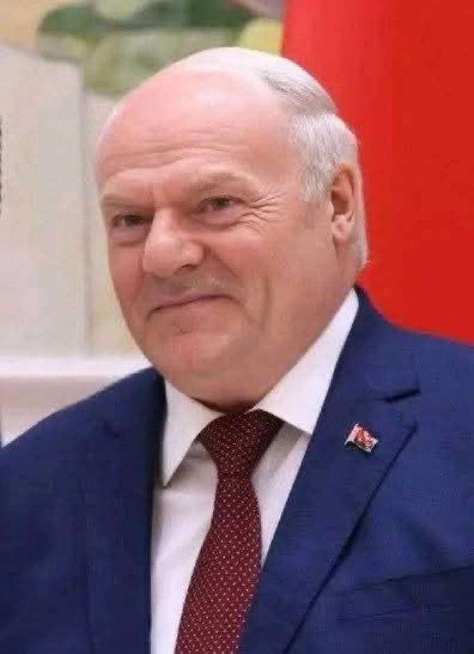 RobertuchaPL's tweet photo. @gfkot Przyjechał Magyar do gubernatora Tuska po nauki i ciach, pierwsza lekcja wyłączenie sygnału tv, teraz już pójdzie gładko, post komunistyczna żenada... https://t.co/pzYvoeRRoK