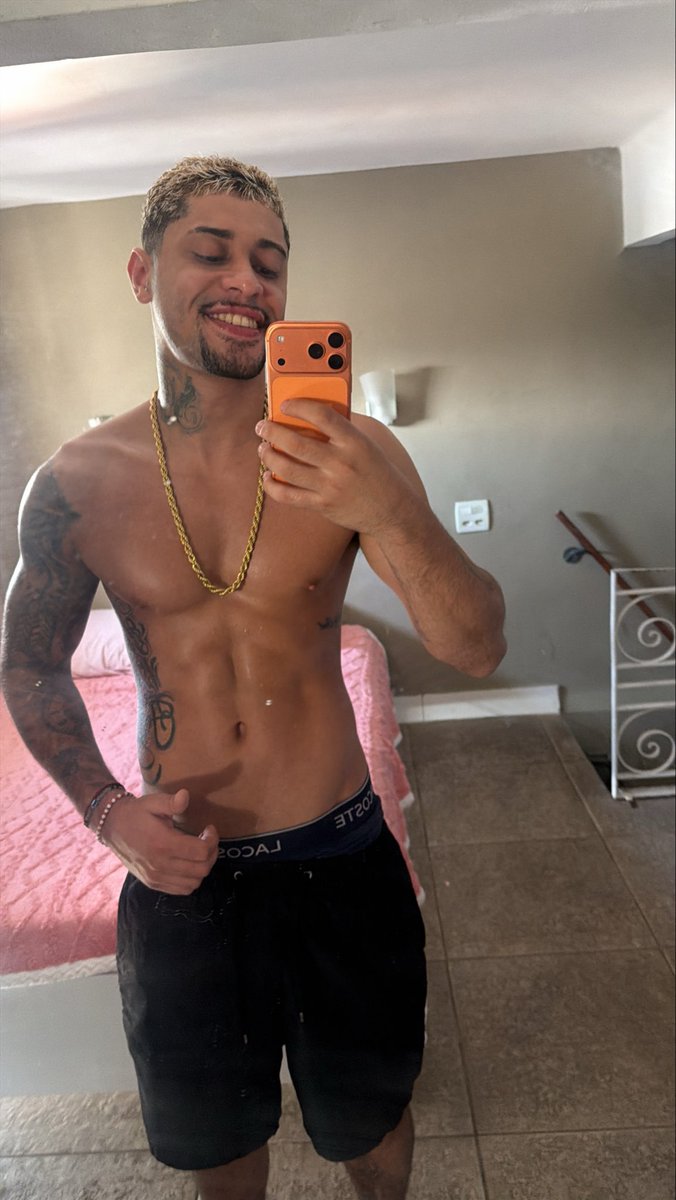 23CMDOMAGRINHO's tweet photo. Disponível Rio de Janeiro 🔥 https://t.co/Qig2Dg4V1F