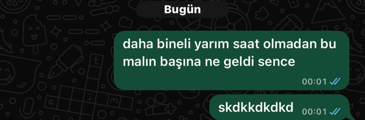 pakgul_'s tweet photo. Ne zaman şehir dışına çıkacak olsa başına bir iş gelen o arkadaşa sahibiz bizde işte (ya otobüsü kaza yapar , ya otobüsende kaçakcı olur ,ya otobüsü bozulur asla sekmez) https://t.co/1iphBdti6v