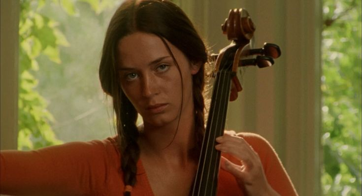 cherryizadise's tweet photo. my summer of love finalmente assisti ÚNICO filme da carreira de emily blunt em que ela protagoniza um casal principal com uma mulher, fotografia lindíssima, tamsin minha preciosa eu deixaria vc brincar com meu psicológico só pra te ver feliz sou grata pela existencia desse filme https://t.co/4rgbfYKSqh