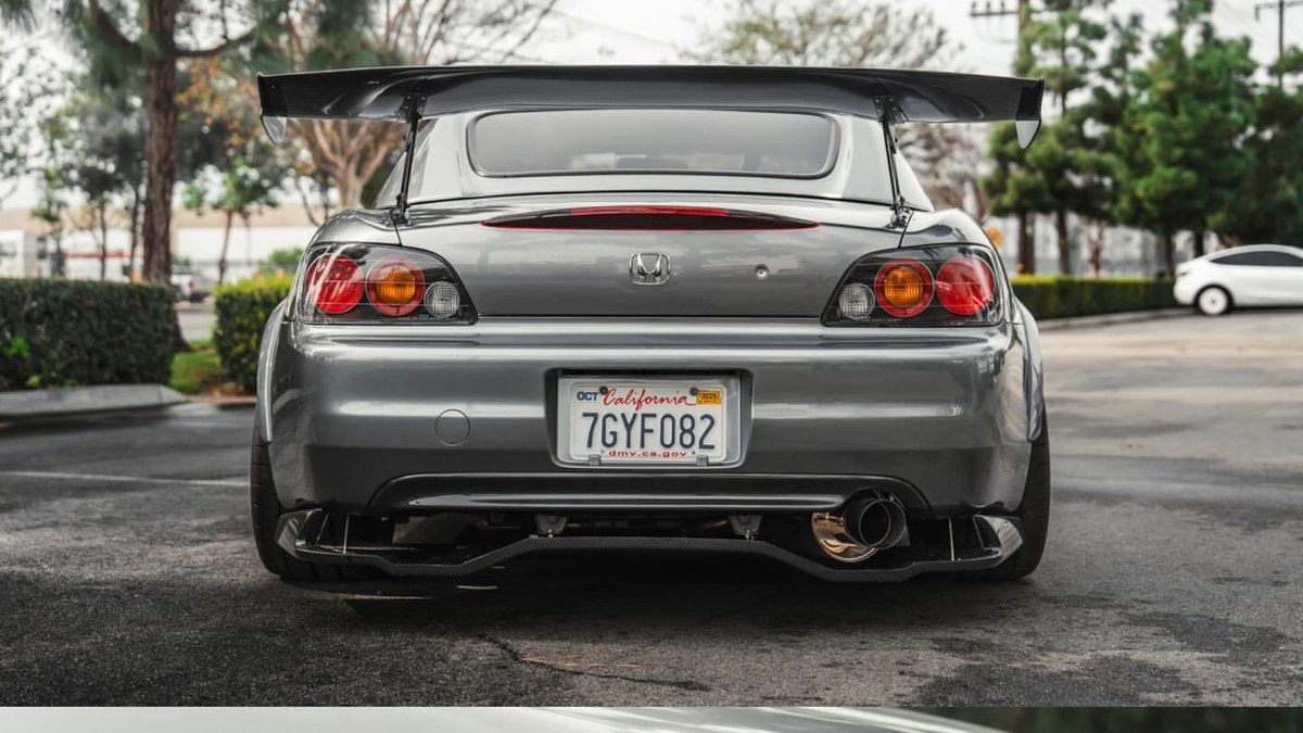 RPMZonex's tweet photo. Honda S2000 https://t.co/LOQlgcr65Y