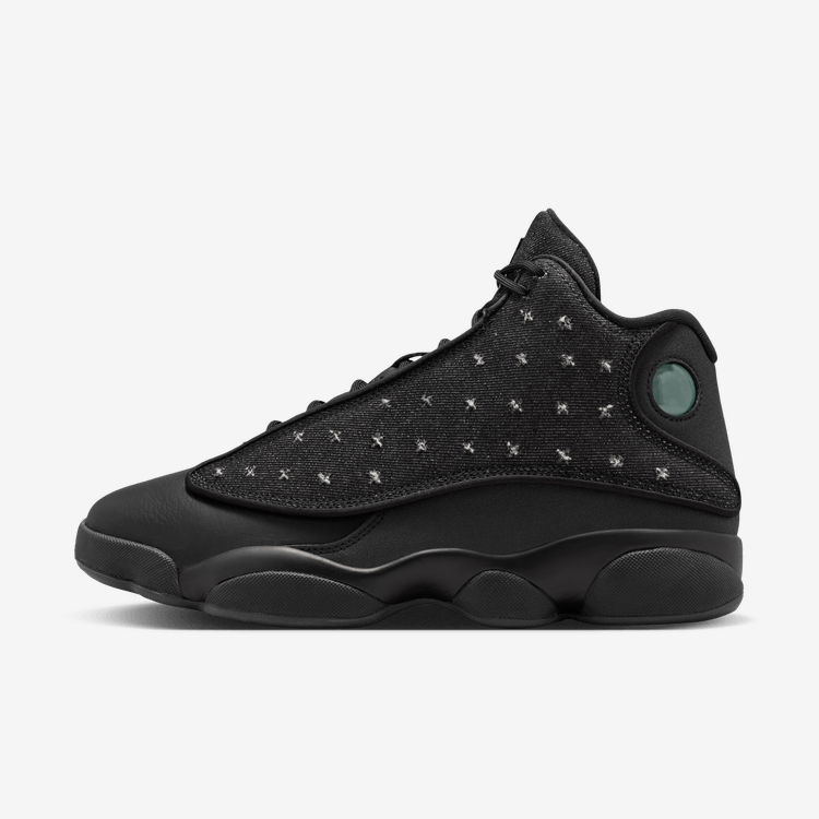J23app's tweet photo. WINGS Air Jordan 13 👀 @Jumpman23 

A sneaker that changes with you. Designed to be worn, torn, and transformed. August 6th on SNKRS. https://t.co/77qWf1DWpT