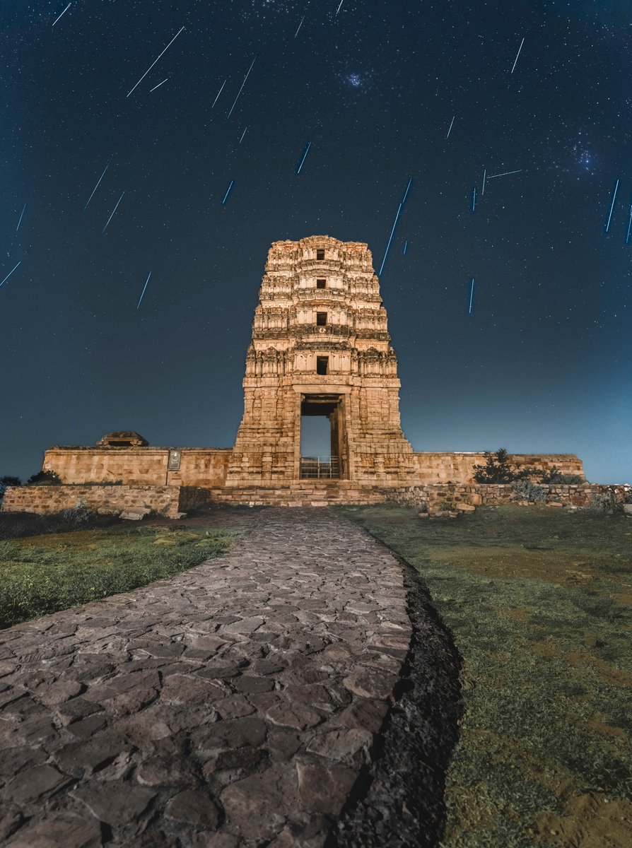 dhekhandelwal's tweet photo. Photo I took of meteor shower at Gandikota , Andhra Pradesh. https://t.co/lzseykTOA6