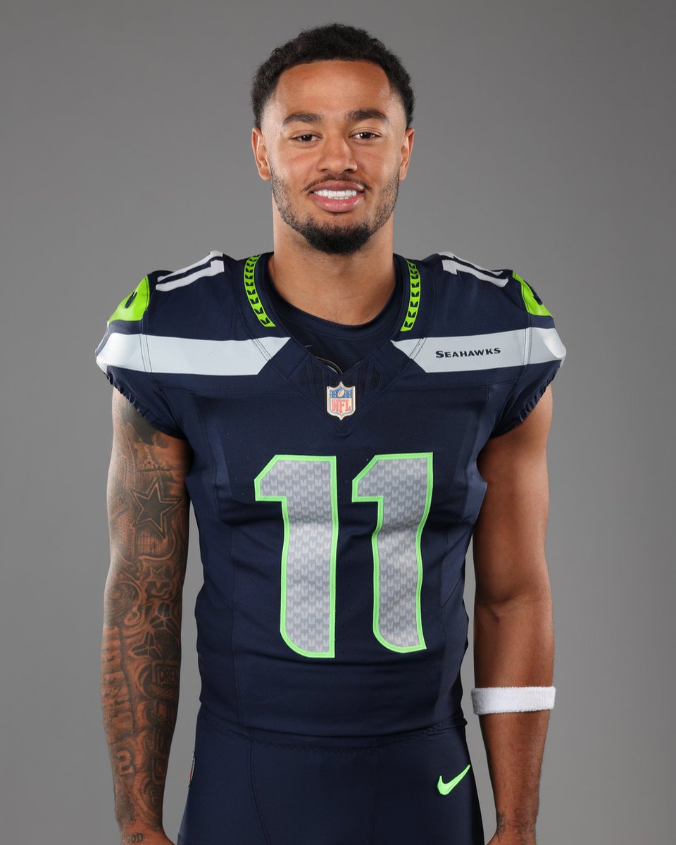 NFL's tweet photo. The 2025 AP NFL Offensive Player of the Year is ready for 2026 😤

@jaxon_smith1 | @Seahawks https://t.co/Jj1zIfiFPh