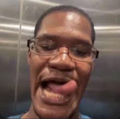 jarogian's tweet photo. @n3w_magicwand Ooh shit you just put me on 🤤 https://t.co/TClxdEqru1