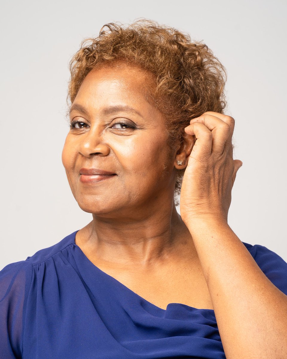 johncasablancas's tweet photo. Beautiful headshot update on JC Talent Betty P! #actorheadshots #instudio #jctalent https://t.co/TbeHnWSdfS