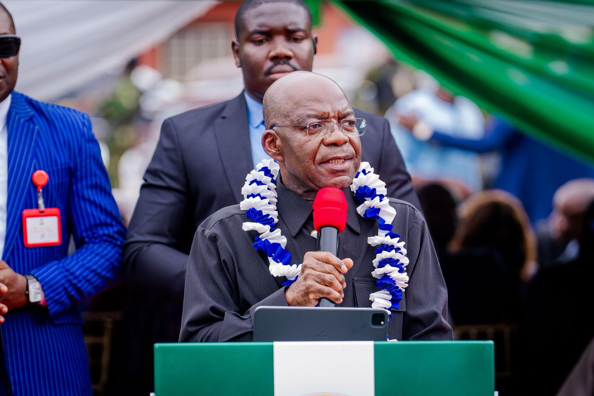 alexottiofr's tweet photo. Earlier today, I accompanied the Honourable Minister of Education, Dr. Maruf Olatunji Alausa, CON, as he commissioned the Ogbo Central Smart School in Ipupe, Ubakala, Umuahia South LGA. This is the first of 20 Smart Schools to be delivered across the 17 Local Government Areas and three senatorial districts of Abia State.

The future belongs to societies that invest in knowledge, innovation and technology. That is why we are transforming public education into a technology-driven system that prepares our children not just to earn certificates, but to compete, innovate and lead in a rapidly changing world.

Each Smart School is equipped with interactive learning boards, tablets for pupils, trained teachers, a sick bay, modern security systems and a learning environment that promotes creativity, excellence and character.

Yesterday, we launched the Manufacturing Technology (Manu-Tech) University Innovation Pod (UniPod) at Michael Okpara University of Agriculture, Umudike, with the support of the Federal Government, TETFund and the United Nations Development Programme (UNDP). Today, we commissioned a Smart School. Together, these investments reaffirm our commitment to building human capital as the engine of sustainable economic growth.

We continue to dedicate 20% of our annual budget to education through improved infrastructure, teacher recruitment and retraining, and our policy of free and compulsory basic education. Every child in Abia deserves the opportunity to dream, excel and succeed.

I urge parents, guardians, community and religious leaders to join us in shaping children of character and protecting these public assets. Anyone found vandalising school infrastructure or extorting pupils or parents will face the full weight of the law.

I thank the Honourable Minister for honouring us with his presence, and commend the Honourable Commissioner for Education, Goodluck Chinedu Ubochi, and his team for their dedication to this transformative project.

Tomorrow is the reward for the investments we make today, and together, we are building a brighter future for every Abia child.
