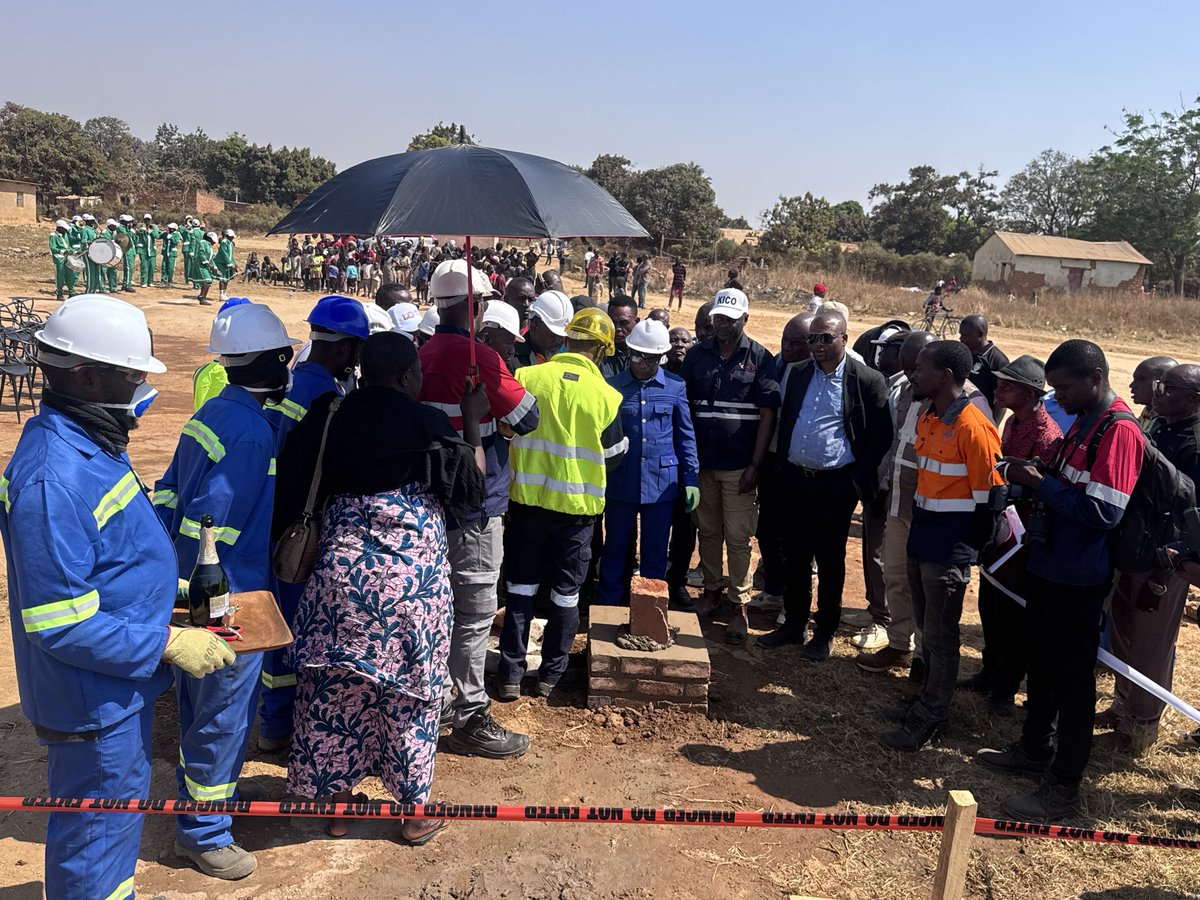 CongolaisOce's tweet photo. Retour en images de nos activités à #Kico. Nos équipes ont accompagné les communautés dans la mise en œuvre des projets de leur cahier des charges. Ensemble, nous avançons vers un développement durable et inclusif.
#ImpactPositif #GouvernanceParticipative #CSR #Kico https://t.co/OTbCze2sPZ