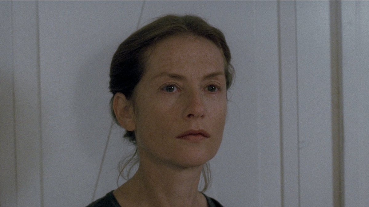 jt_is's tweet photo. Isabelle Huppert in The Piano Teacher > strong contender for the most striking anyone has ever looked on film. https://t.co/KRn6IGhEve